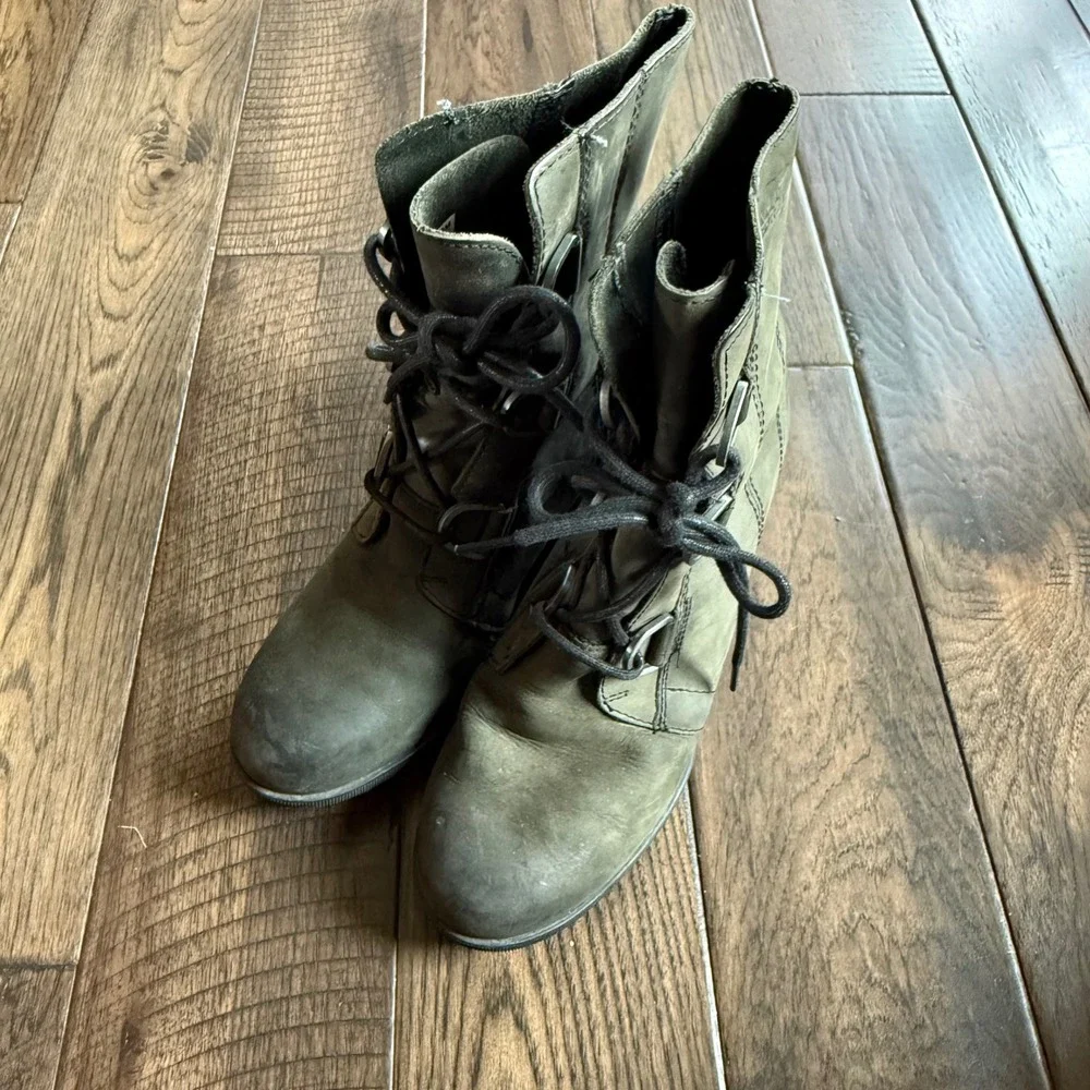 Sorel Joan of Arctic II Wedge Boots Quarry Grey Green NL3018-010 Womens 9